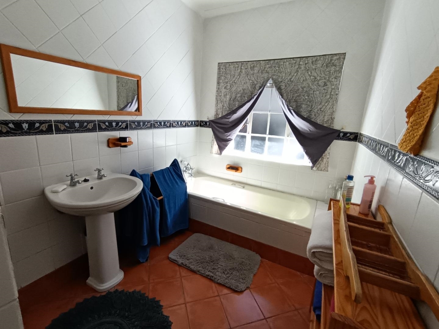 4 Bedroom Property for Sale in Park West Free State